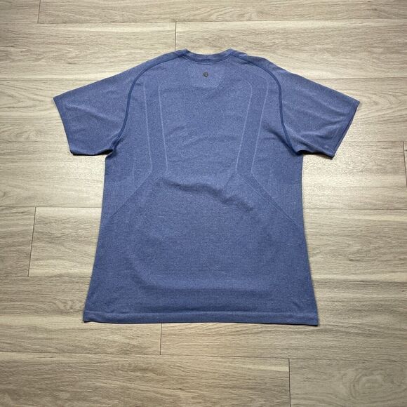 lululemon athletica Blue Short Sleeve Tee - Picture 5 of 10